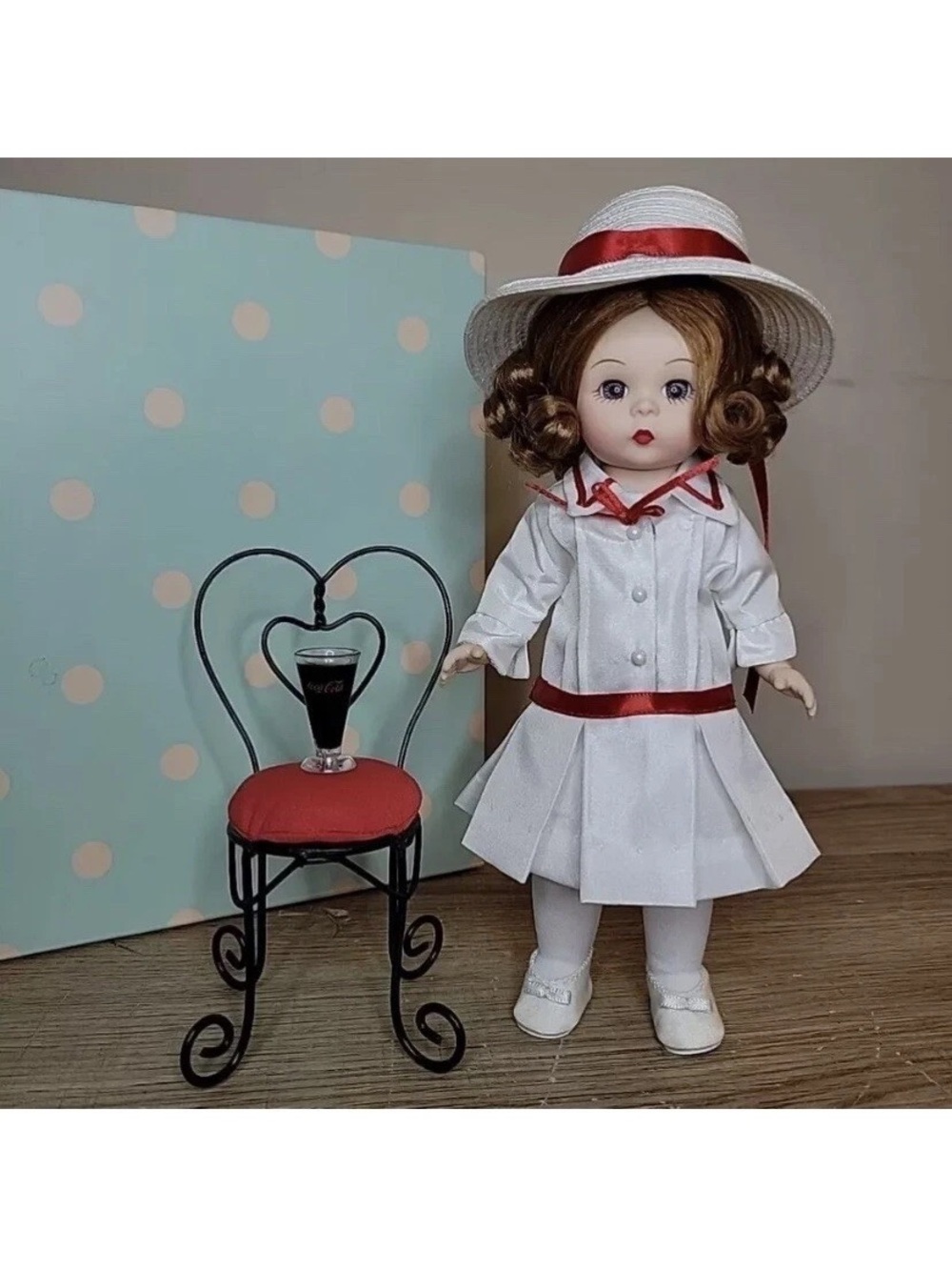 Vintage Madame Alexander Soda Shop Coca Cola Doll 2004 #38695